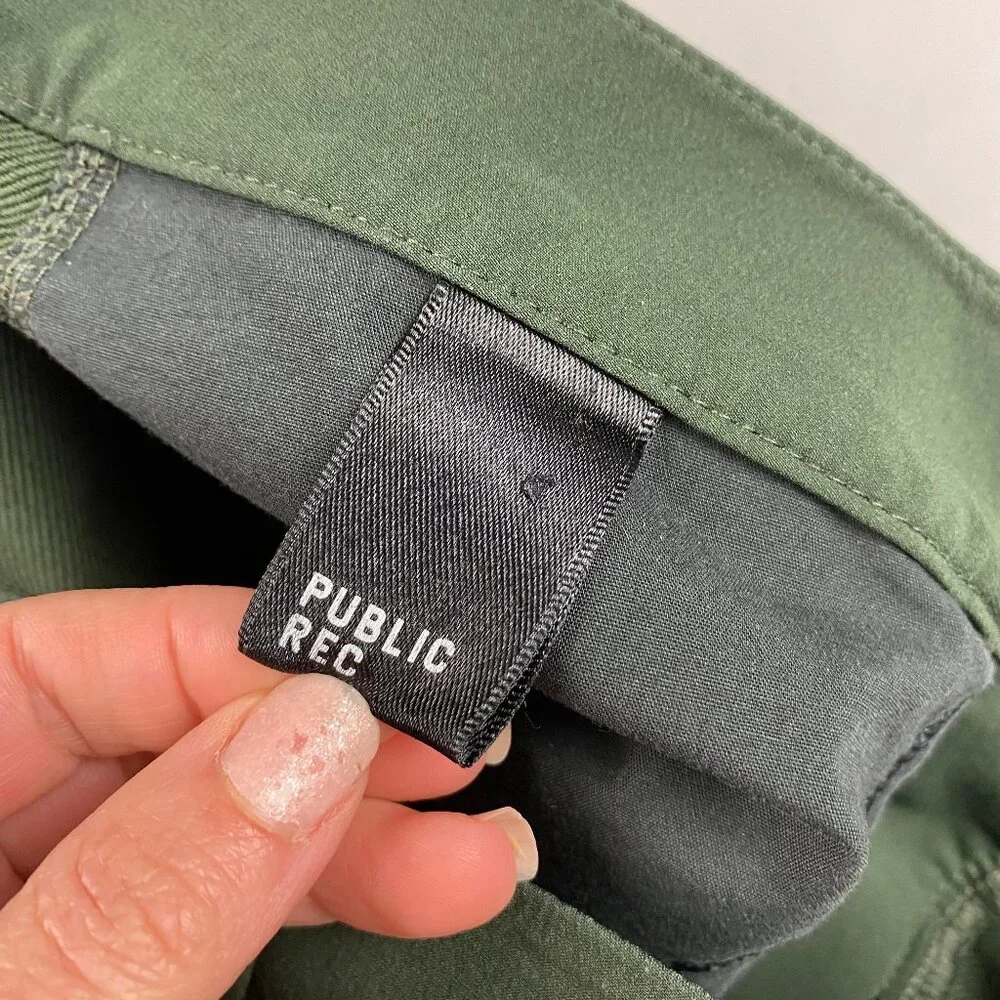 Public Rec Men's Pants Size 31 x 32 Green
